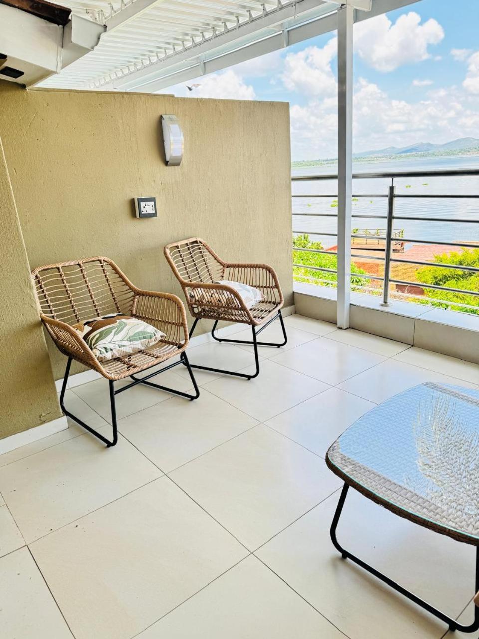 The Holiday House Harties Hartbeespoort Exterior foto